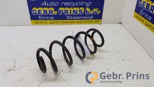 Gebruikte Schroefveer achter Toyota Yaris III (P13) 1.5 16V Hybrid Prijs € 20,00 Margeregeling aangeboden door Autorec. Gebr. Prins b.v.