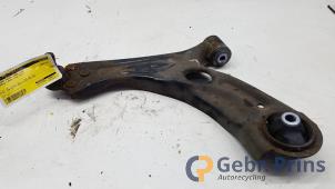 Gebruikte Draagarm onder links-voor Chevrolet Aveo 1.4 16V Prijs € 35,00 Margeregeling aangeboden door Autorec. Gebr. Prins b.v.