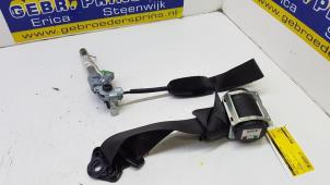 Begagnade Främre säkerhetsbälte, höger Opel Corsa D 1.2 16V ecoFLEX Bi-Fuel Pris € 30,00 Marginaltabell erbjuds av Autorec. Gebr. Prins b.v.