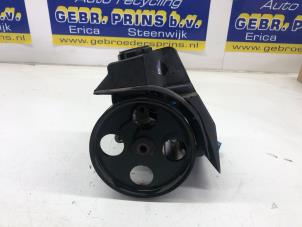 Begagnade Servostyrningspump Peugeot 206 (2A/C/H/J/S) 1.6 XS,XT Pris € 30,00 Marginaltabell erbjuds av Autorec. Gebr. Prins b.v.