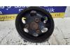 Servostyrningspump från en Volkswagen Passat Variant (3B6) 2.0 20V 2004