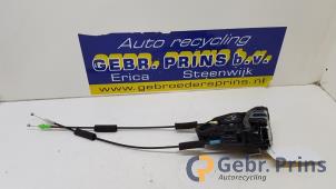 Begagnade Dörrmekanism, 4-dörrars, höger bak Lexus CT 200h 1.8 16V Pris € 35,00 Marginaltabell erbjuds av Autorec. Gebr. Prins b.v.