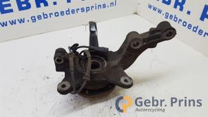 Gebruikte Fusee links-voor Mercedes Citan (415.6) 1.5 108 CDI Euro 6 Prijs € 42,35 Inclusief btw aangeboden door Autorec. Gebr. Prins b.v.