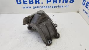 Begagnade Motorfäste Audi A4 Avant (B8) 1.8 TFSI 16V Pris € 30,00 Marginaltabell erbjuds av Autorec. Gebr. Prins b.v.