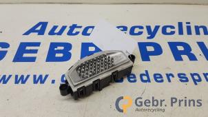 Begagnade Motstånd, kupéfläkt Mercedes Sprinter 3,5t (906.73) 319 CDI, BlueTEC V6 24V Pris € 24,20 Inklusive moms erbjuds av Autorec. Gebr. Prins b.v.