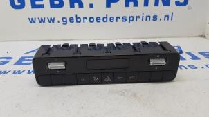 Begagnade Värmekontrollpanel Mercedes Sprinter 3,5t (906.73) 319 CDI, BlueTEC V6 24V Pris € 90,75 Inklusive moms erbjuds av Autorec. Gebr. Prins b.v.