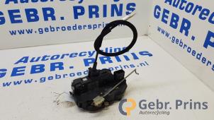 Gebruikte Slotmechaniek Portier 4Deurs links-voor Opel Insignia 2.0 CDTI 16V 160 Ecotec Prijs € 25,00 Margeregeling aangeboden door Autorec. Gebr. Prins b.v.