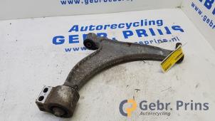 Gebruikte Draagarm onder rechts-voor Opel Insignia 2.0 CDTI 16V 160 Ecotec Prijs € 40,00 Margeregeling aangeboden door Autorec. Gebr. Prins b.v.