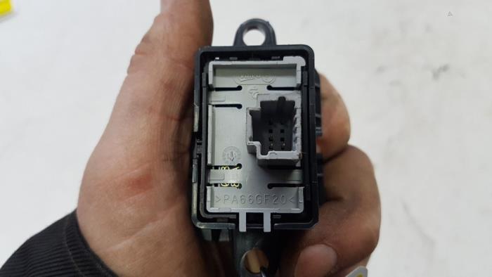 Tempomaat Bediening van een Renault Megane III Grandtour (KZ) 1.5 dCi 110 2013