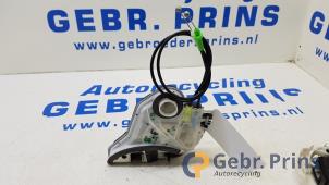 Gebruikte Deurslot Mechaniek 4Deurs links-achter Toyota Aygo (B40) 1.0 12V VVT-i Prijs € 25,00 Margeregeling aangeboden door Autorec. Gebr. Prins b.v.