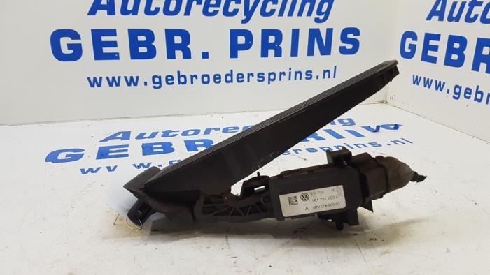 Gaspedal från en Volkswagen Golf V (1K1) 1.6 FSI 16V 2004