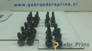 Gebruikte Wielbouten set Mercedes Sprinter 3,5t (906.63) 313 CDI 16V Prijs € 24,20 Inclusief btw aangeboden door Autorec. Gebr. Prins b.v.