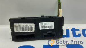 Używane Modul centralnego zamka Renault Megane III Grandtour (KZ) 1.5 dCi 110 Cena € 25,00 Procedura marży oferowane przez Autorec. Gebr. Prins b.v.