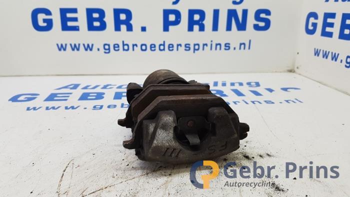 Främre bromsok, vänster från en Volkswagen Up! (121) 1.0 12V 60 2020