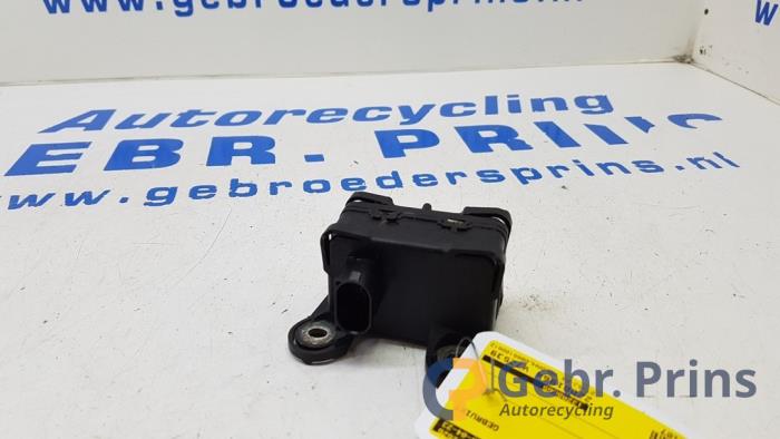 Styrvinkelsensor från en Opel Astra H GTC (L08) 1.6 16V Twinport 2006