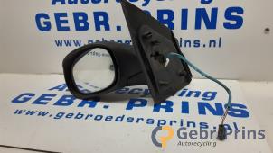 Gebruikte Buitenspiegel links Citroen C2 (JM) 1.4 Prijs € 20,00 Margeregeling aangeboden door Autorec. Gebr. Prins b.v.