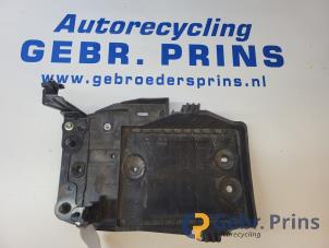 Gebruikte Accubak Mazda CX-5 II (KF) 2.0 SkyActiv-G 165 16V 2WD Prijs € 30,00 Margeregeling aangeboden door Autorec. Gebr. Prins b.v.