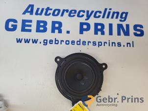 Gebruikte Speaker Mazda CX-5 II (KF) 2.0 SkyActiv-G 165 16V 2WD Prijs € 30,00 Margeregeling aangeboden door Autorec. Gebr. Prins b.v.