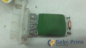 Gebruikte Kachel Weerstand Mini Mini (R56) 1.4 16V One Prijs € 15,00 Margeregeling aangeboden door Autorec. Gebr. Prins b.v.