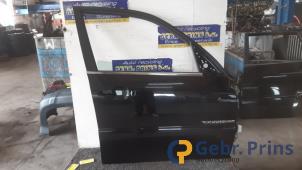 Begagnade Framdörr, 4-dörrars, höger Ssang Yong Rexton W 2.2 RX 220 E-XDI 16V 2WD Pris € 150,00 Marginaltabell erbjuds av Autorec. Gebr. Prins b.v.