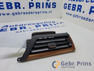 Gebruikte Luchtrooster Dashboard Cupra Born 58 Prijs € 35,00 Margeregeling aangeboden door Autorec. Gebr. Prins b.v.