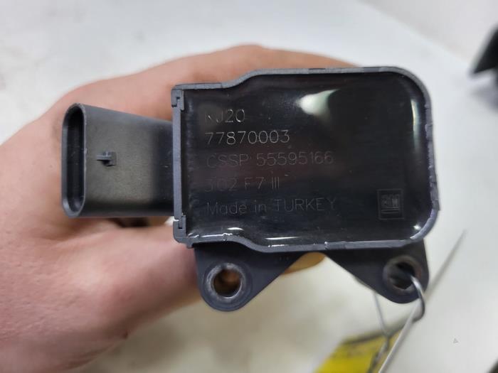 Pen Bobine van een Opel Astra K 1.2 Turbo 12V 2020