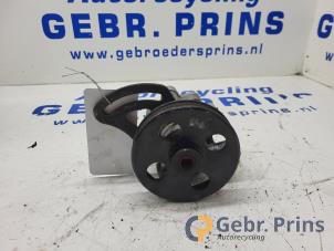 Begagnade Servostyrningspump Chevrolet Spark (M300) 1.0 16V Bifuel Pris € 40,00 Marginaltabell erbjuds av Autorec. Gebr. Prins b.v.