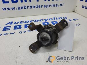 Gebruikte Mistlamp rechts-voor Chevrolet Spark (M300) 1.2 16V Prijs € 20,00 Margeregeling aangeboden door Autorec. Gebr. Prins b.v.