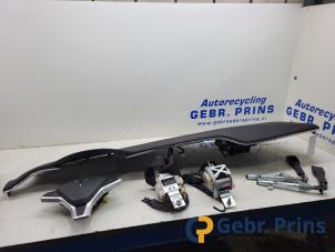 Gebruikte Airbag set + dashboard Tesla Diversen Prijs € 1.000,00 Margeregeling aangeboden door Autorec. Gebr. Prins b.v.
