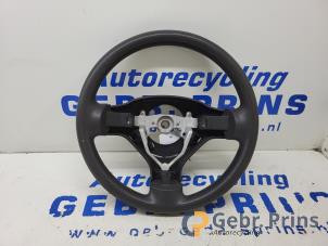 Używane Kierownica Peugeot 107 1.0 12V Cena € 20,00 Procedura marży oferowane przez Autorec. Gebr. Prins b.v.