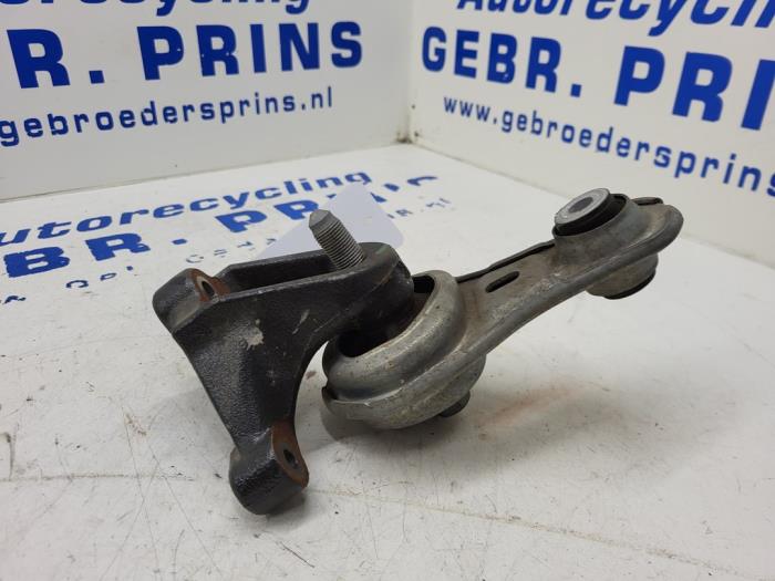 Fäste, växellåda från en Renault Trafic (1FL/2FL/3FL/4FL) 2.0 dCi 16V 130 2022