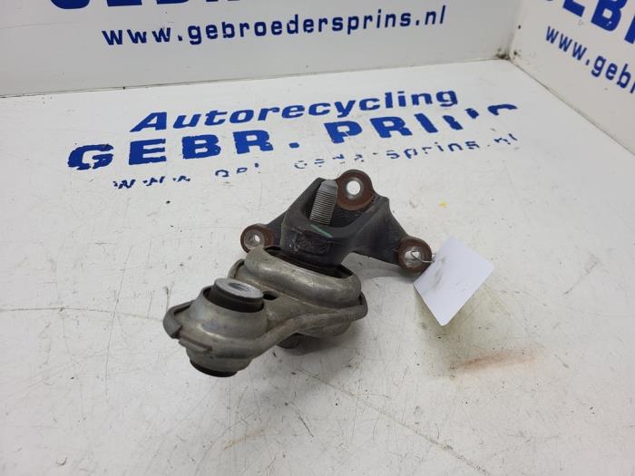 Fäste, växellåda från en Renault Trafic (1FL/2FL/3FL/4FL) 2.0 dCi 16V 130 2022