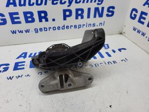 Begagnade Motorfäste Citroen Berlingo 1.6 BlueHDI 75 Pris € 30,25 Inklusive moms erbjuds av Autorec. Gebr. Prins b.v.