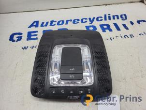 Begagnade Innerbelysning, fram Mercedes B (W247) 2.0 B-200d Pris € 50,00 Marginaltabell erbjuds av Autorec. Gebr. Prins b.v.