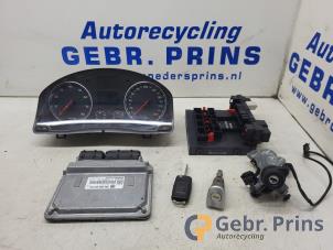Begagnade Tändningslås + dator Volkswagen Golf Plus (5M1/1KP) 1.6 Pris € 125,00 Marginaltabell erbjuds av Autorec. Gebr. Prins b.v.