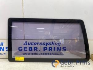 Begagnade Dörrfönster, 2-dörrars, vänster Volkswagen Transporter T4 2.5 TDI Pris € 150,00 Marginaltabell erbjuds av Autorec. Gebr. Prins b.v.