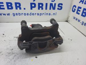 Begagnade Främre bromsok, höger Audi A4 Avant (B8) 1.8 TFSI 16V Pris € 35,00 Marginaltabell erbjuds av Autorec. Gebr. Prins b.v.