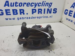 Begagnade Främre bromsok, vänster Audi A4 Avant (B8) 1.8 TFSI 16V Pris € 35,00 Marginaltabell erbjuds av Autorec. Gebr. Prins b.v.