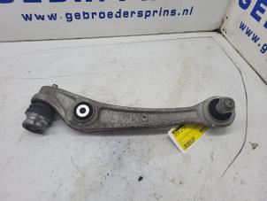 Begagnade Främre gaffelben, vänster Audi A4 Avant (B8) 1.8 TFSI 16V Pris € 30,00 Marginaltabell erbjuds av Autorec. Gebr. Prins b.v.