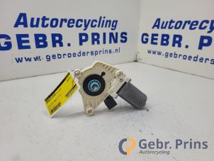 Gebruikte Raammotor Portier Mercedes B (W245) 1.5 B-160 16V Prijs € 20,00 Margeregeling aangeboden door Autorec. Gebr. Prins b.v.