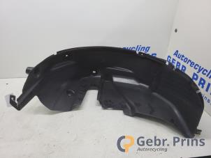 Begagnade Isolering, hjulhus Opel Crossland (X) 1.2 Turbo 12V Pris € 35,00 Marginaltabell erbjuds av Autorec. Gebr. Prins b.v.