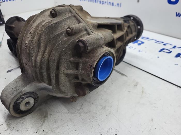 Främre differential från en Mercedes-Benz ML II (164/4JG) 4.0 ML-420 CDI 4-Matic V8 32V 2006