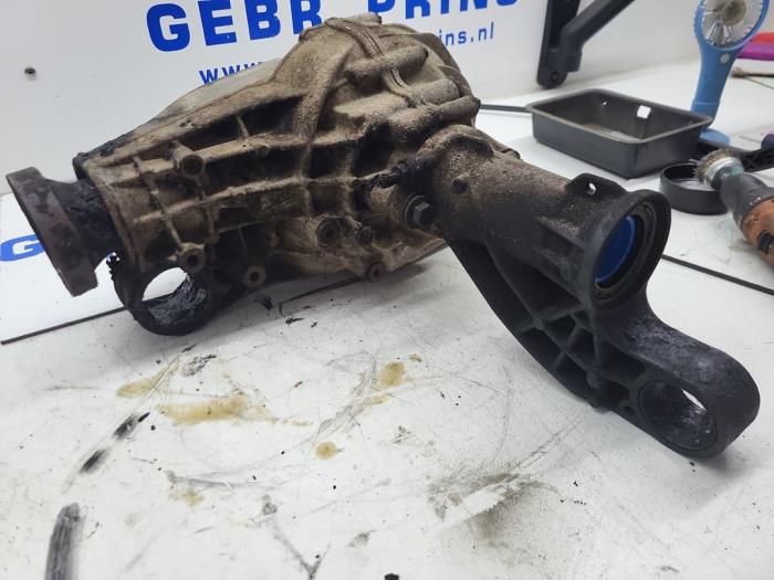 Främre differential från en Mercedes-Benz ML II (164/4JG) 4.0 ML-420 CDI 4-Matic V8 32V 2006