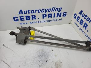 Begagnade Torkarmekanism Fiat Ducato (243/244/245) 2.8 JTD 15 Pris € 30,25 Inklusive moms erbjuds av Autorec. Gebr. Prins b.v.