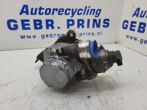 Begagnade Turbo Volvo XC70 (BZ) 2.0 D3 20V Pris € 200,00 Marginaltabell erbjuds av Autorec. Gebr. Prins b.v.