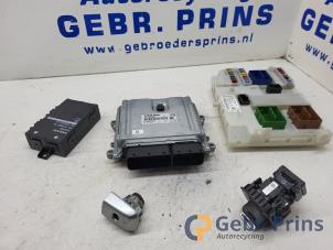 Gebruikte Kontaktslot + computer Volvo XC70 (BZ) 2.0 D3 20V Prijs € 200,00 Margeregeling aangeboden door Autorec. Gebr. Prins b.v.