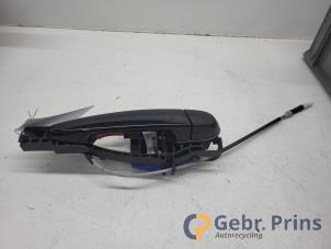 Gebruikte Portiergreep 4Deurs rechts-achter BMW 1 serie (F20) 120i 1.6 16V Prijs € 25,00 Margeregeling aangeboden door Autorec. Gebr. Prins b.v.