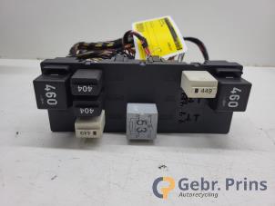 Gebruikte Comfort Module Volkswagen Golf V (1K1) 1.4 16V Prijs € 30,00 Margeregeling aangeboden door Autorec. Gebr. Prins b.v.