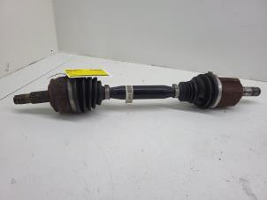 Gebruikte Aandrijfas links-voor Alfa Romeo Giulietta (940) 1.4 TB 16V MultiAir Prijs € 100,00 Margeregeling aangeboden door Autorec. Gebr. Prins b.v.