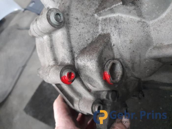 Versnellingsbak van een Seat Cordoba (6L2) 1.4 16V 2005